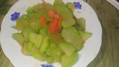 佛手瓜焖着吃,营养美味一锅端