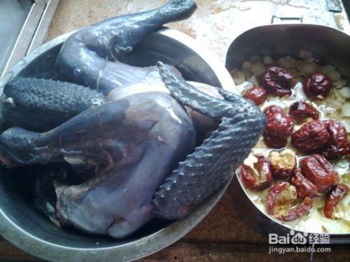 吃乌鸡瓜的视频