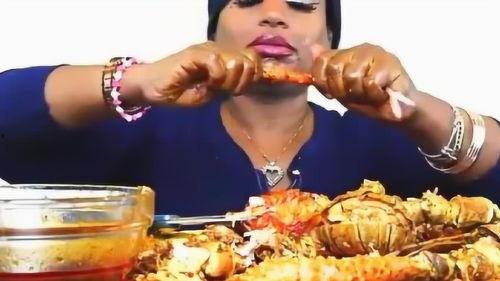 印度大妈吃蛇瓜,揭秘蛇瓜的独特魅力